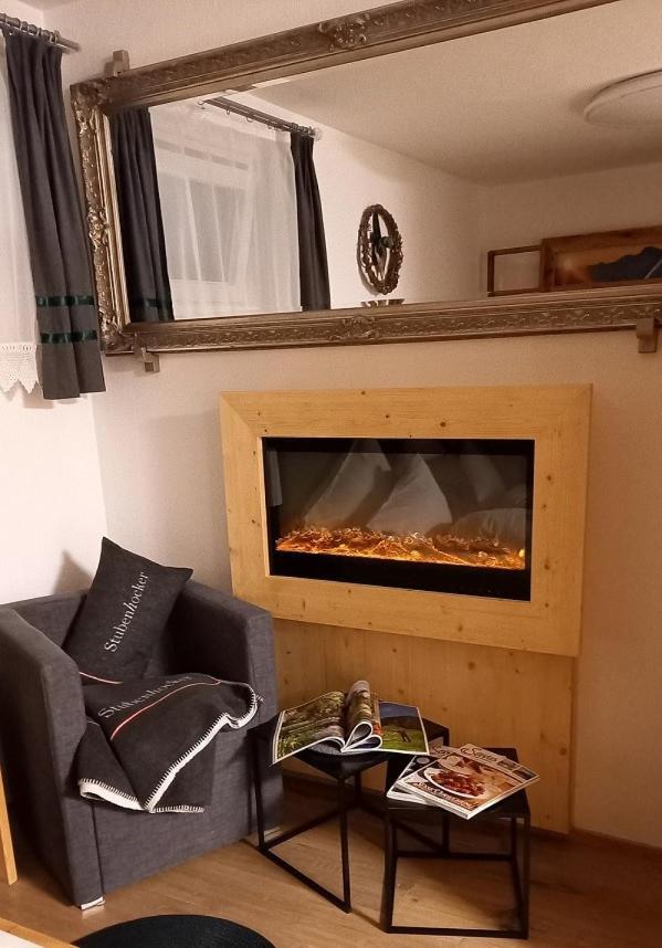 Alpineas Apartment Лойташ Екстериор снимка