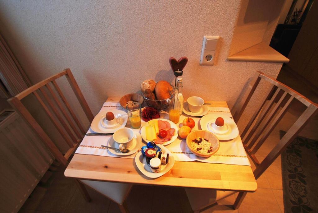 Alpineas Apartment Лойташ Екстериор снимка