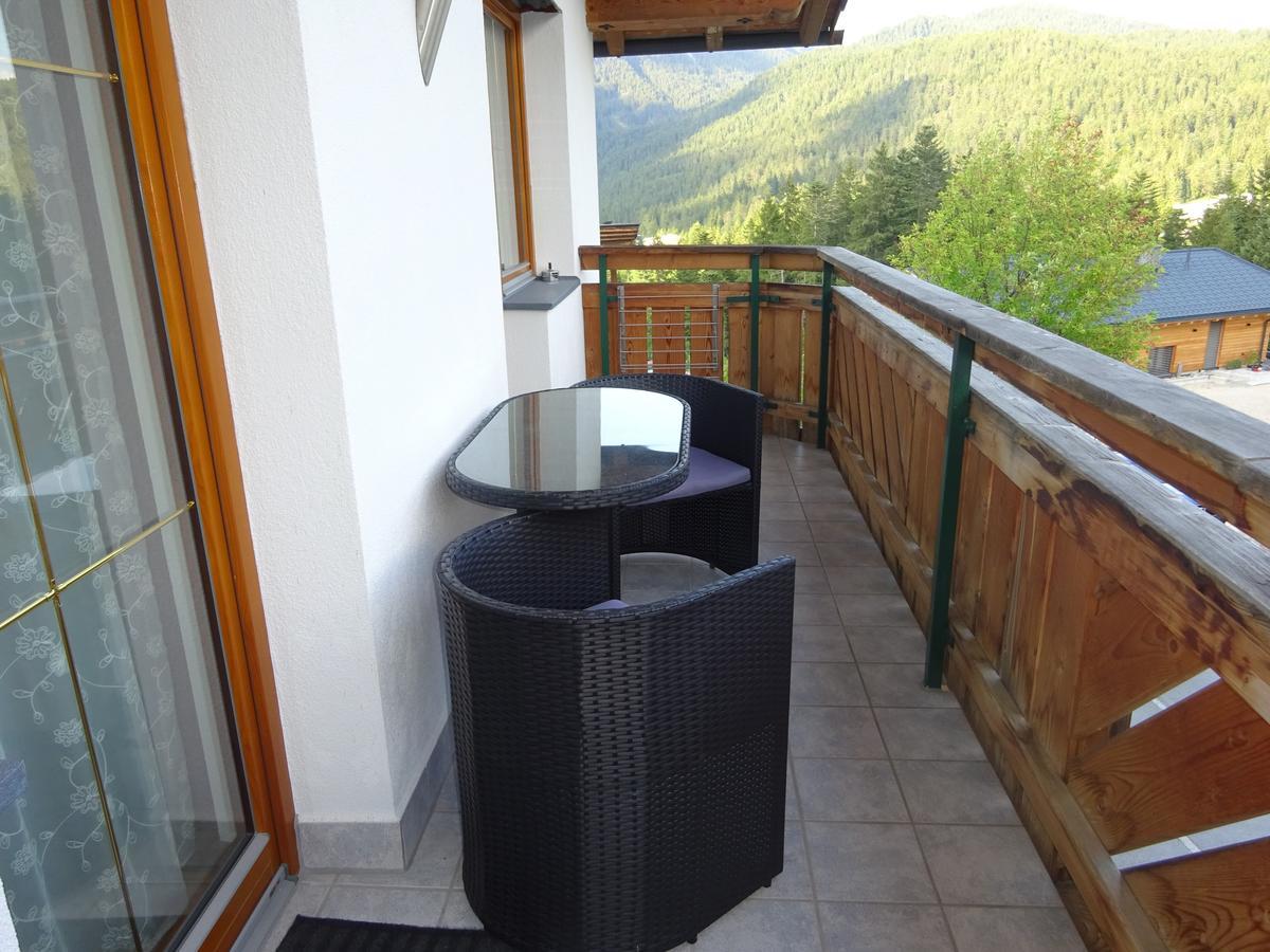 Alpineas Apartment Лойташ Екстериор снимка